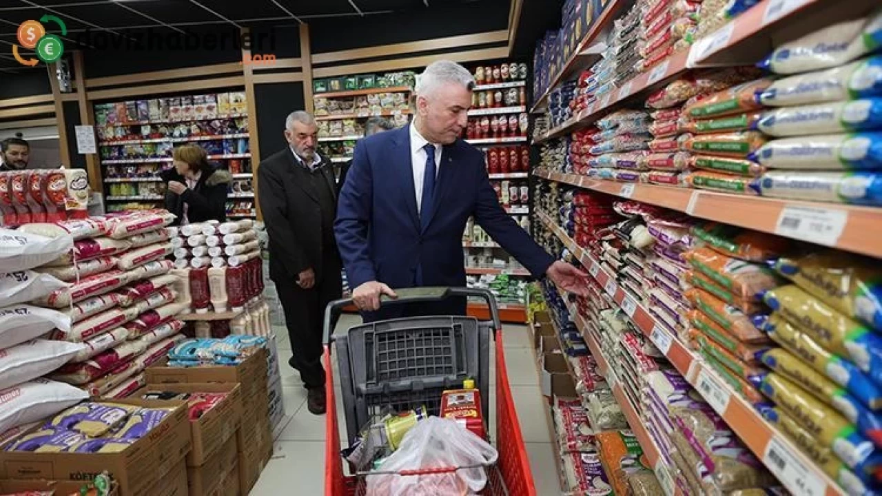 Bakan Bolat'tan boykot çağrılarına karşın alışveriş yapan vatandaşlara teşekkür