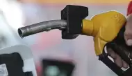 Herkes merak ediyor... Benzin, motorine indirim gelecek mi?