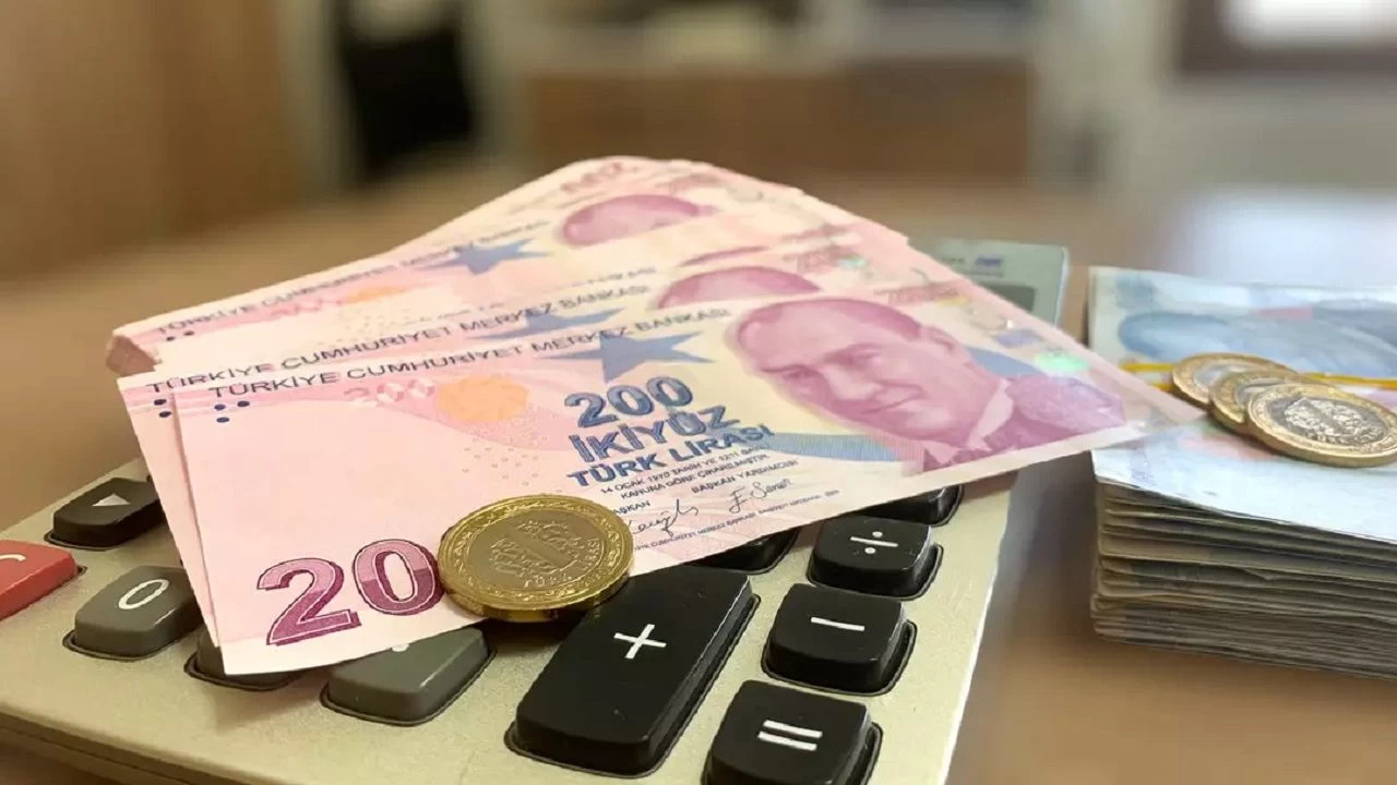 Son dakika: Milyonları ilgilendiriyor: Bayram ikramiyesinde fark ödeme tarihi belli oldu